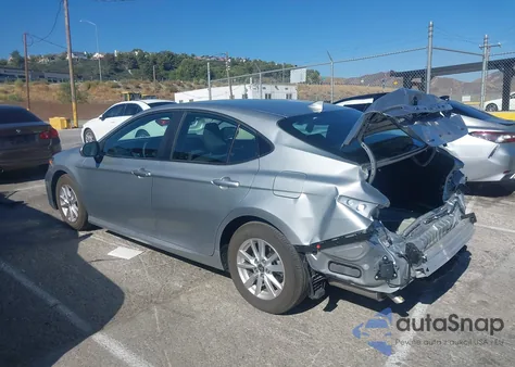 2025 Toyota Camry Le z USA, uszkodzony, nr VIN 4T1DAACK7SU122072